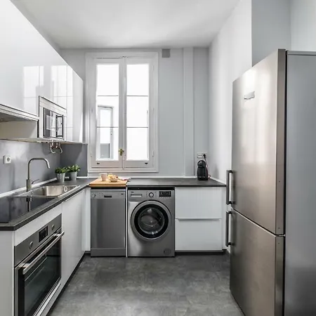 Penthouse Deluxe Granvia, By Monaro Appartement Madrid Buitenkant foto